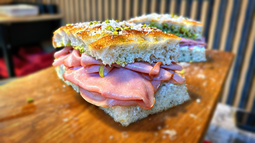 Teglia - Călătorie în sufletul Italiei, dar în București